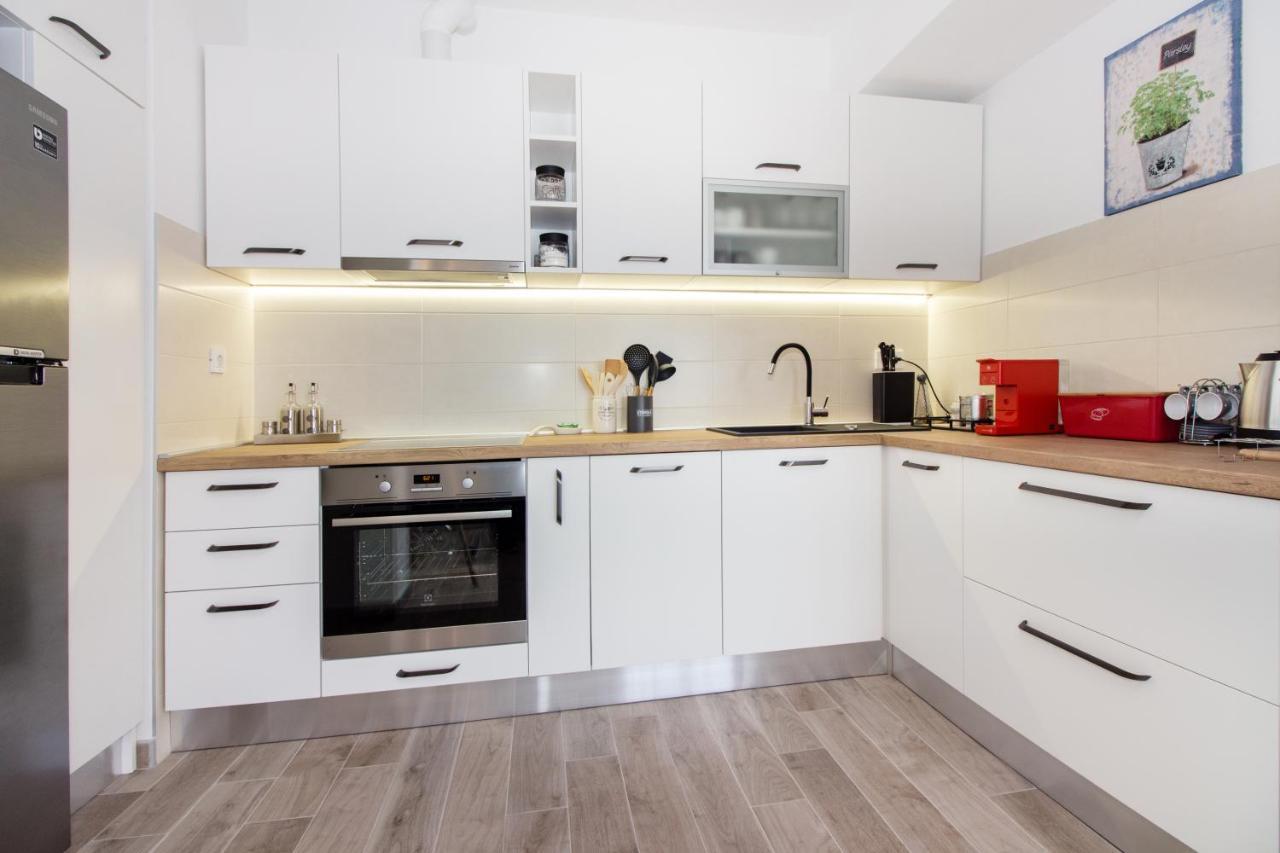 Utopia Apartments Split Extérieur photo